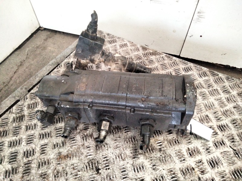 Recambio de bomba hidraulica para leciñena ar 11101 referencia OEM IAM 13121853  