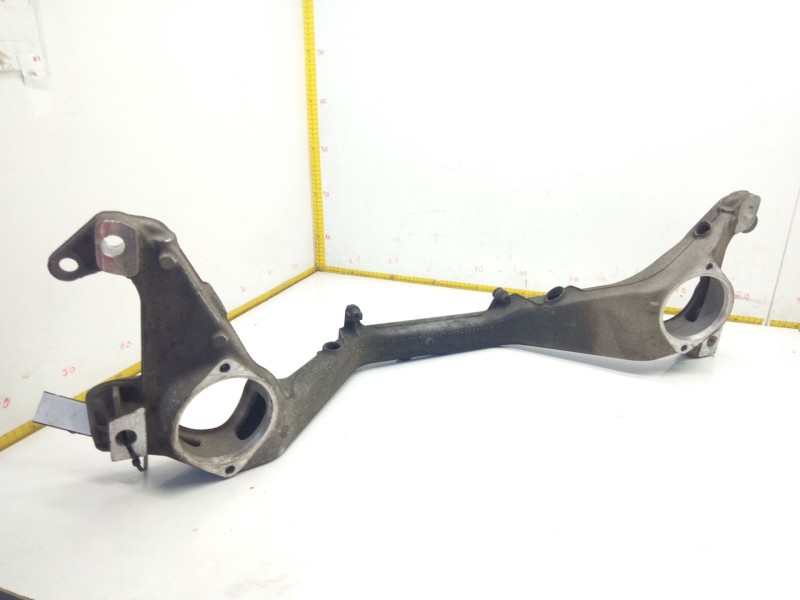 Recambio de subchasis para audi q7 (4lb) 3.0 tdi quattro referencia OEM IAM 7L6199207B  