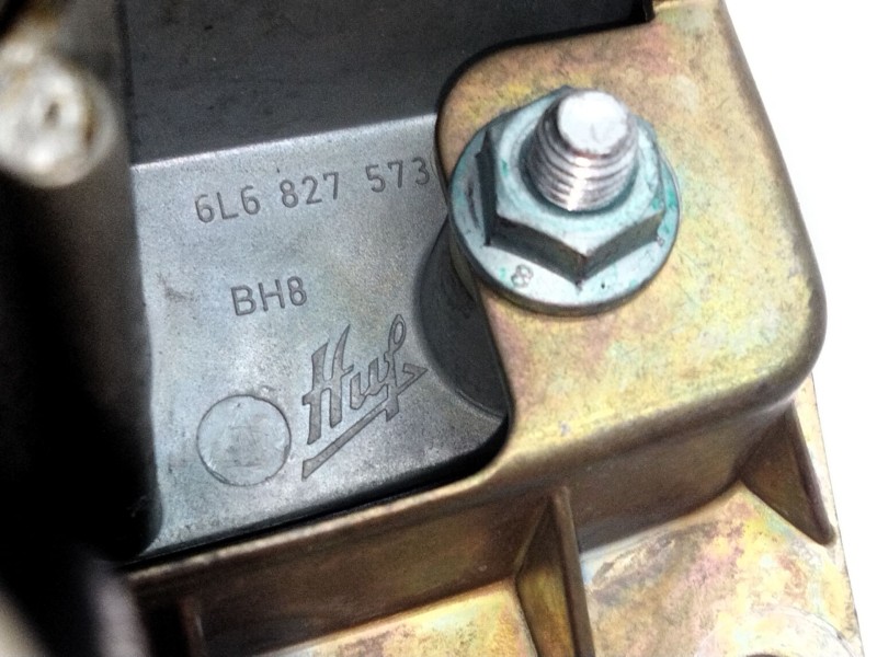 Recambio de maneta exterior porton para seat ibiza (6l1) 1.9 tdi referencia OEM IAM 6L6827573  