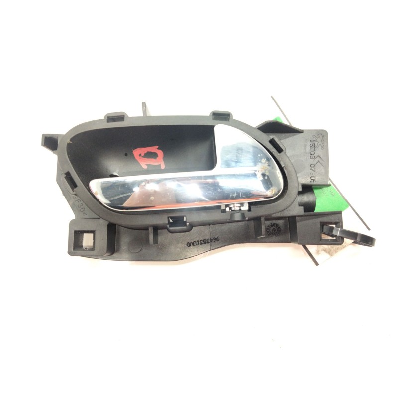 Recambio de maneta interior delantera derecha para citroën c4 berlina 1.6 16v cat (nfu / tu5jp4) referencia OEM IAM 9643531VD  