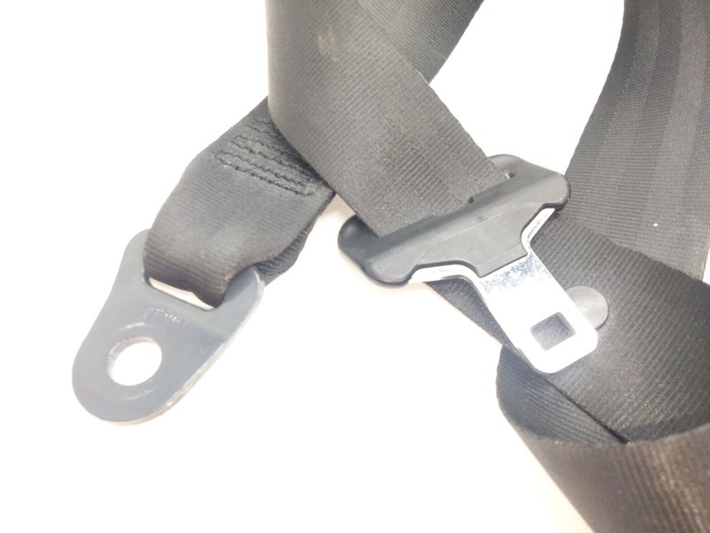 Recambio de cinturon seguridad delantero derecho para citroën c4 berlina 1.6 16v cat (nfu / tu5jp4) referencia OEM IAM   
