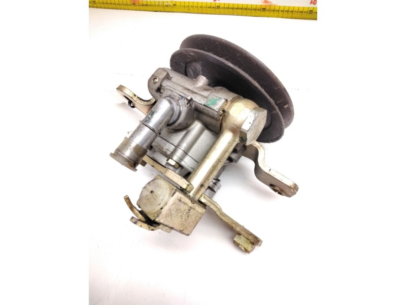 Recambio de bomba direccion para nissan terrano ii (r20) 2.7 td 4wd referencia OEM IAM 491100F003 7692974101 ZF