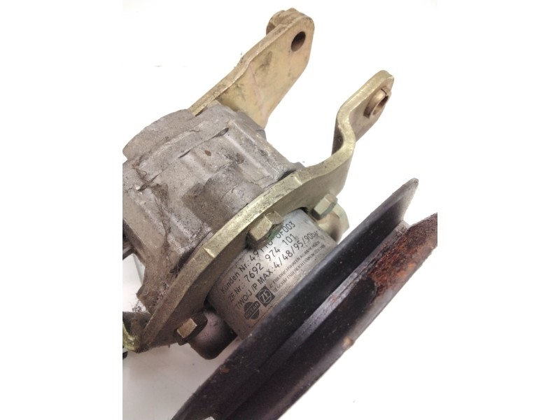 Recambio de bomba direccion para nissan terrano ii (r20) 2.7 td 4wd referencia OEM IAM 491100F003 7692974101 ZF