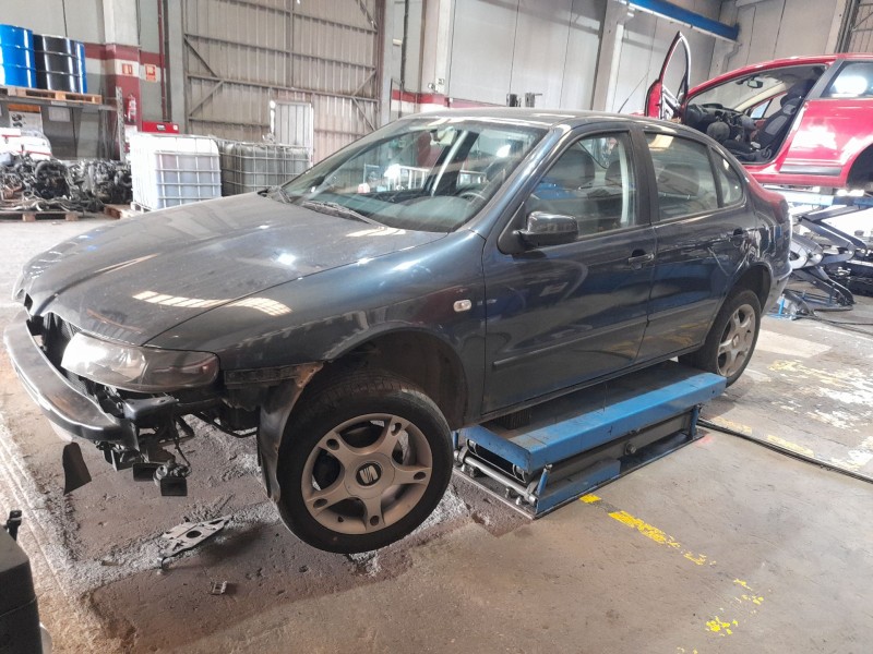 seat toledo ii (1m2) del año 2001
