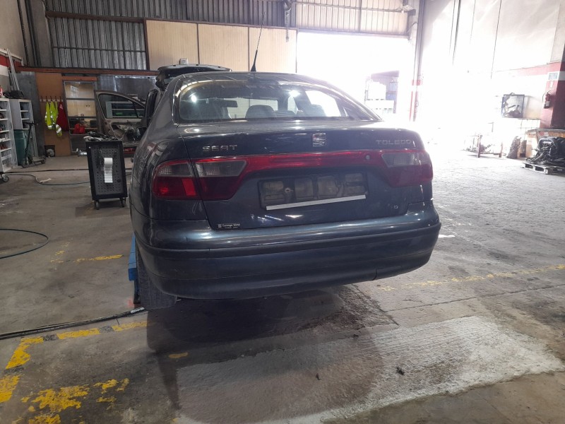 seat toledo ii (1m2) del año 2001