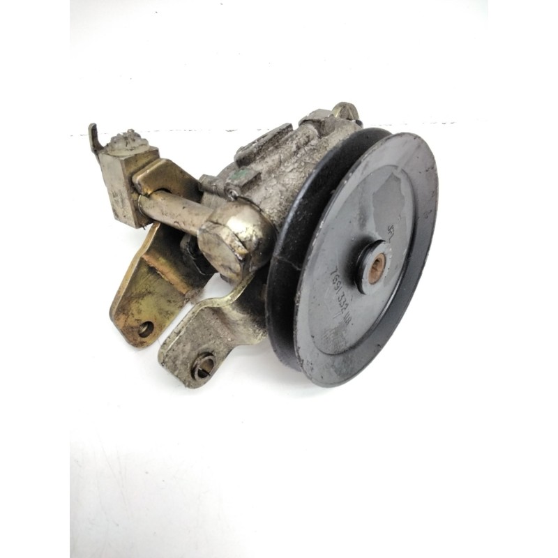 Recambio de bomba direccion para nissan terrano ii (r20) 2.7 td 4wd referencia OEM IAM 491100F003 7692974101 ZF
