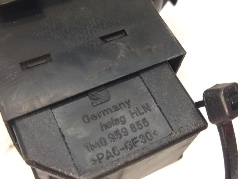 Recambio de mando elevalunas trasero izquierdo para seat toledo ii (1m2) 1.9 tdi referencia OEM IAM 1M0959855  