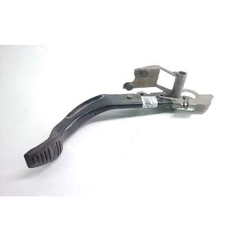 Recambio de pedal freno para ford fiesta berlina (dx) 1.3 cat referencia OEM IAM   113254