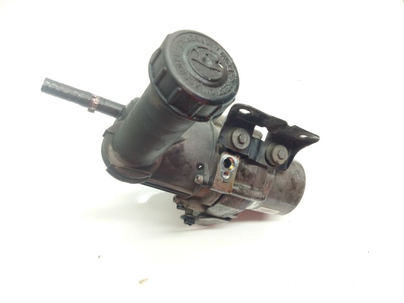 Recambio de bomba direccion electrica hidraulica para citroën c4 berlina vtr plus referencia OEM IAM 9680989480  