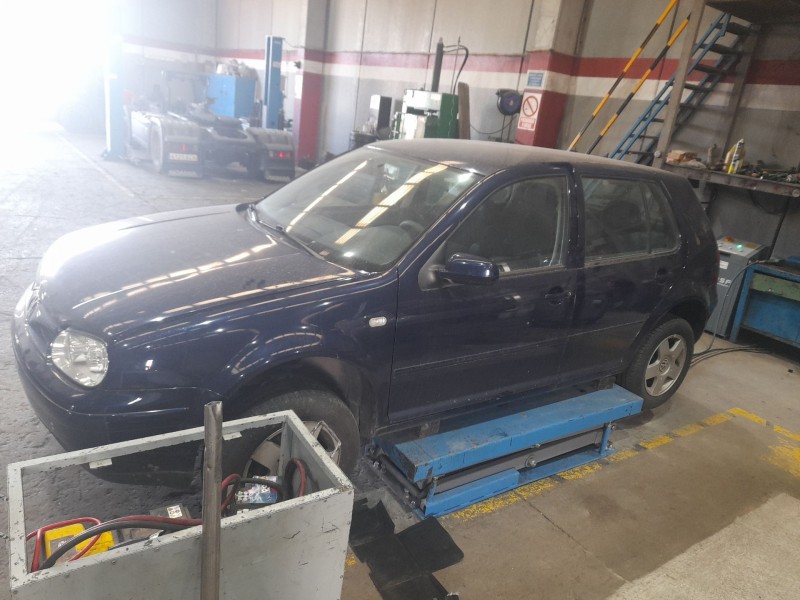 volkswagen golf iv (1j1) del año 2000