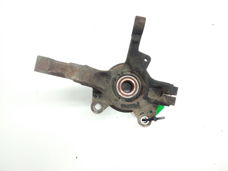 Recambio de mangueta delantera derecha para renault modus 1.4 16v referencia OEM IAM   