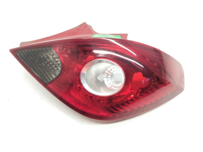 Recambio de piloto trasero derecho para opel corsa d 1.3 16v cdti cat (z 13 dth / l4i) referencia OEM IAM 13186351  