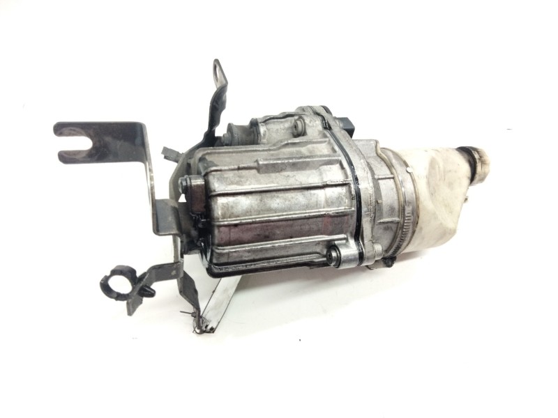 Recambio de bomba direccion electrica hidraulica para opel astra h ber. 1.7 16v cdti referencia OEM IAM 13292554  