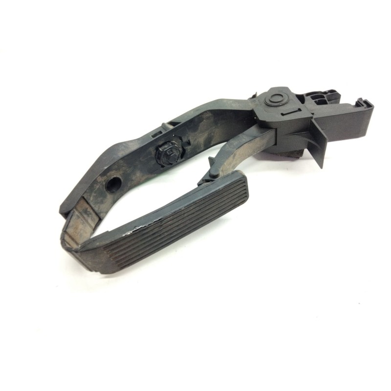 Recambio de pedal acelerador para mercedes-benz clase c (w203) c 180 kompressor (203.046) referencia OEM IAM A2113000404  