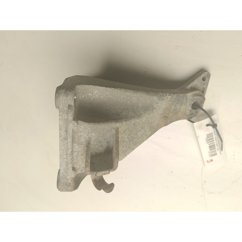 Recambio de soporte motor derecho superior para bmw serie 1 cabrio (e88) referencia OEM IAM 13807410  
