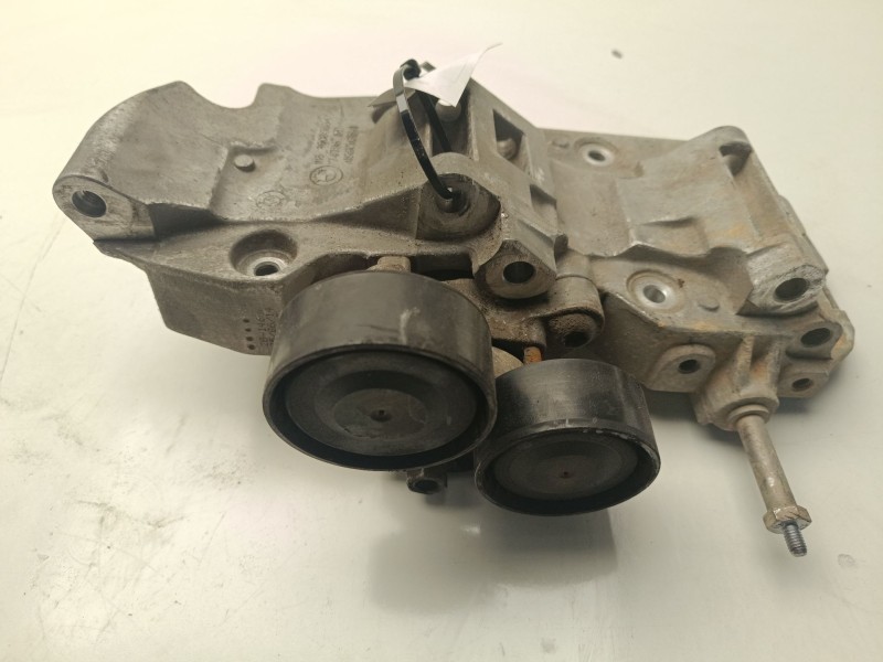 Recambio de soporte alternador para bmw serie 5 gran turismo (f07) referencia OEM IAM 8506863-05  