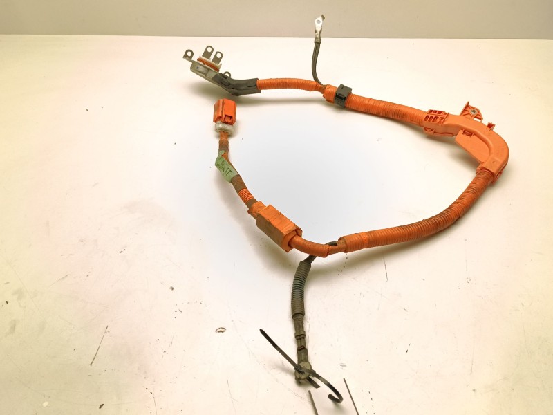 Recambio de cable alta tension para lexus ct referencia OEM IAM 76010B  