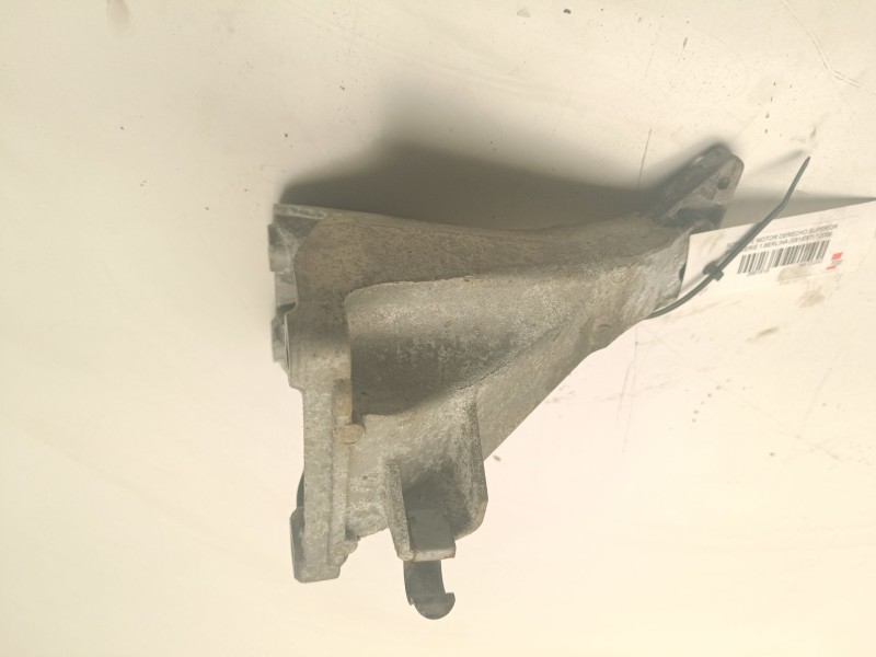 Recambio de soporte motor derecho superior para bmw serie 1 berlina (e81/e87) referencia OEM IAM 13807410  