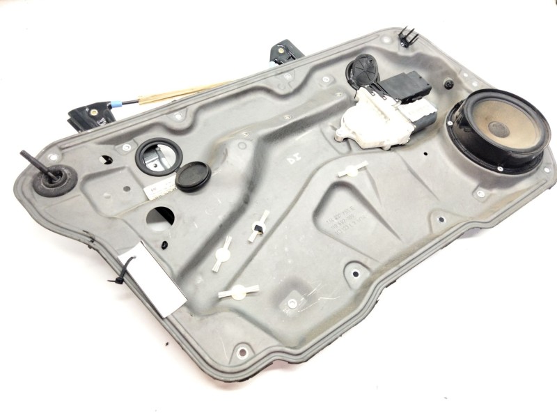 Recambio de elevalunas delantero izquierdo para volkswagen golf iv (1j1) 1.8 t referencia OEM IAM   