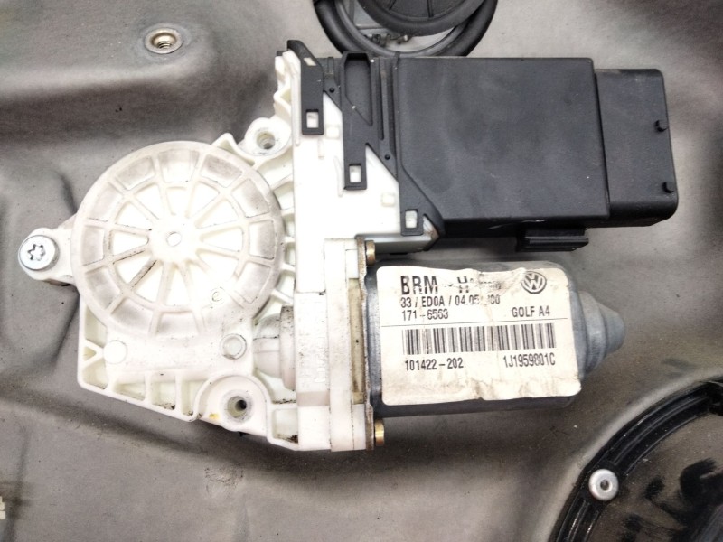 Recambio de elevalunas delantero izquierdo para volkswagen golf iv (1j1) 1.8 t referencia OEM IAM   