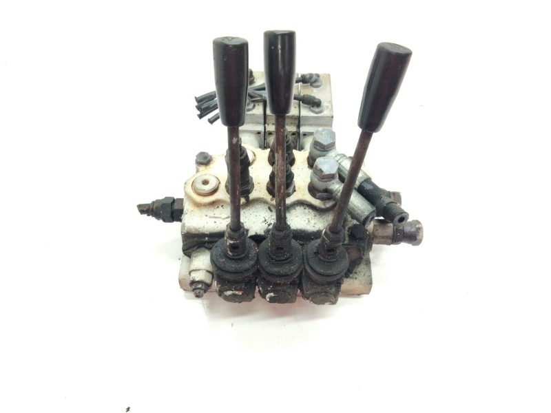 Recambio de distribuidor aceite hidraulico para leciñena ar 11101 referencia OEM IAM   