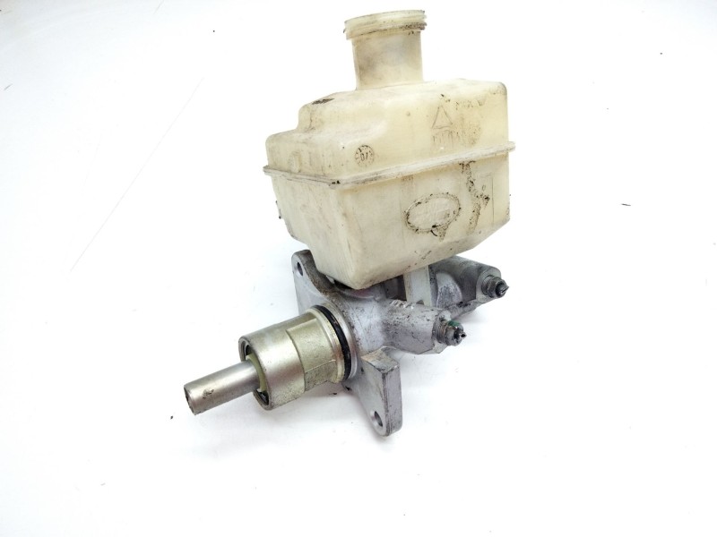 Recambio de bomba freno para land rover discovery v6 td hse referencia OEM IAM 74471269C  