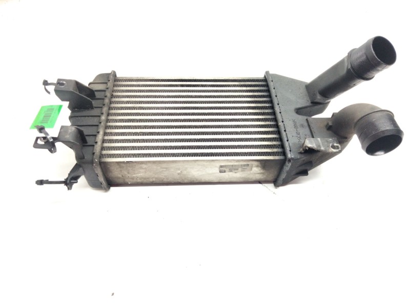 Recambio de intercooler para opel astra h ber. 1.7 16v cdti referencia OEM IAM 13213402  
