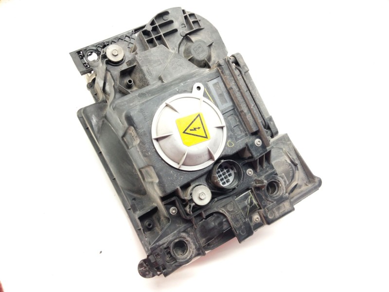 Recambio de faro izquierdo para land rover discovery v6 td hse referencia OEM IAM 5H2213W030KA  