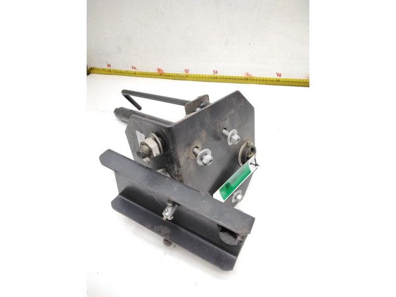 Recambio de soporte rueda repuesto para nissan cabstar e (tl_, vl_) 125.35, 125.45 (tl0, vl0) referencia OEM IAM 57210F3903  NIE