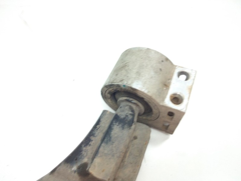 Recambio de brazo suspension inferior delantero izquierdo para chevrolet captiva (c100, c140) 2.0 d referencia OEM IAM   