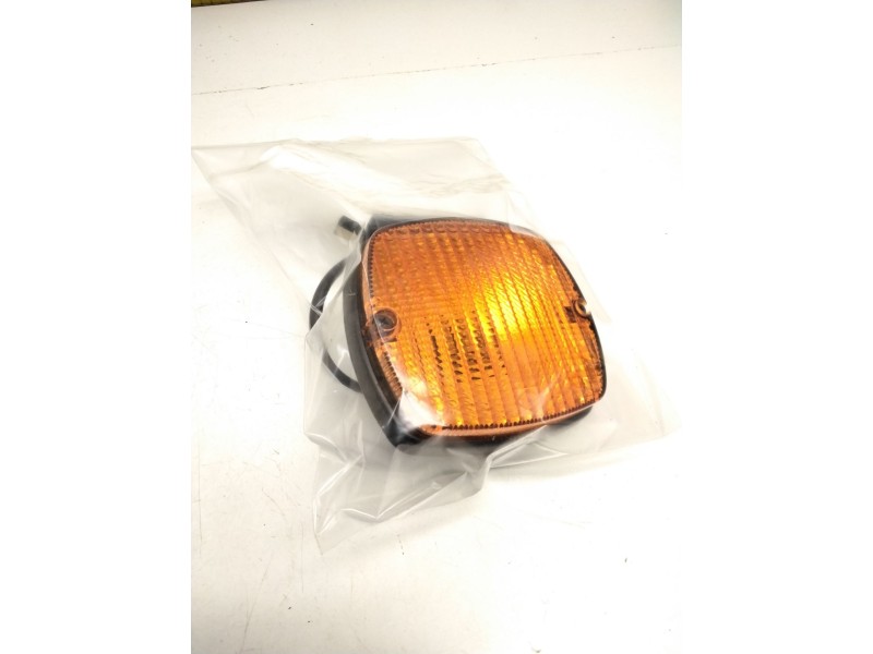 Recambio de piloto trasero central para renault premium 370.26 g 6x2 referencia OEM IAM   