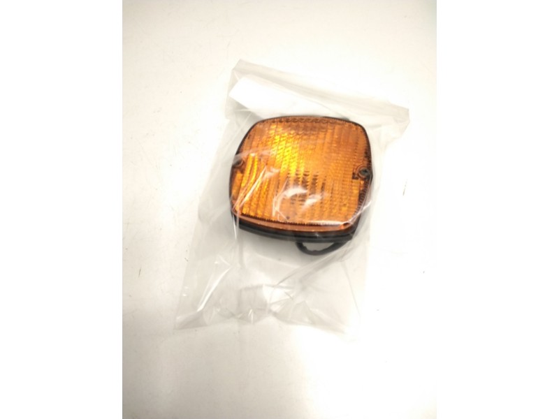 Recambio de piloto trasero central para renault premium 370.26 g 6x2 referencia OEM IAM   