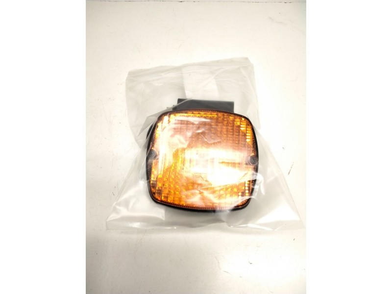 Recambio de piloto trasero central para renault premium 370.26 g 6x2 referencia OEM IAM   