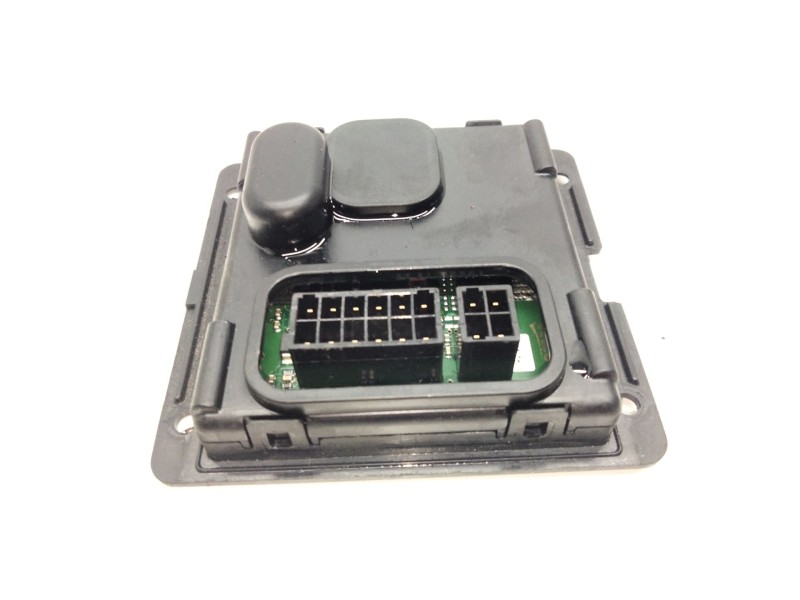 Recambio de centralita faros xenon para opel vectra c (z02) 1.9 cdti (f69) referencia OEM IAM 13184051  