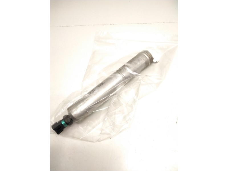 Recambio de filtro secador aire acondicionado para nissan almera tino (v10) 1.8 referencia OEM IAM Q258169 CALSONIC RV03MB