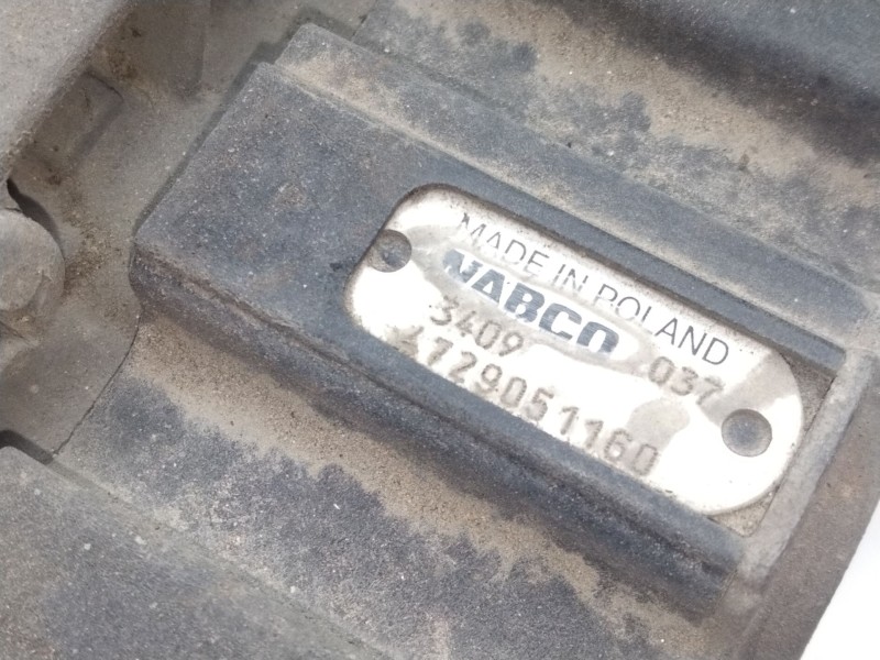 Recambio de valvula aire para renault premium 370 referencia OEM IAM 4729051160  