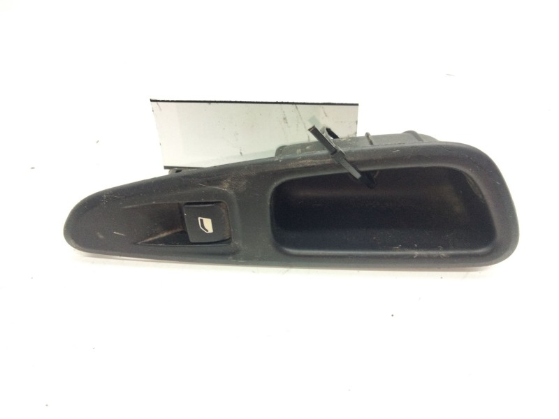 Recambio de mando elevalunas trasero izquierdo para peugeot 308 sw premium referencia OEM IAM 96565185XT  