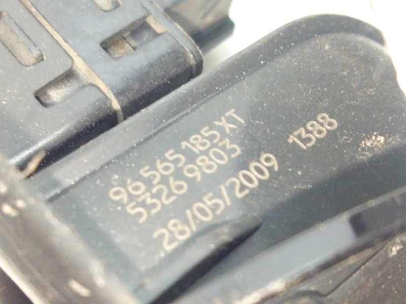 Recambio de mando elevalunas trasero izquierdo para peugeot 308 sw premium referencia OEM IAM 96565185XT  