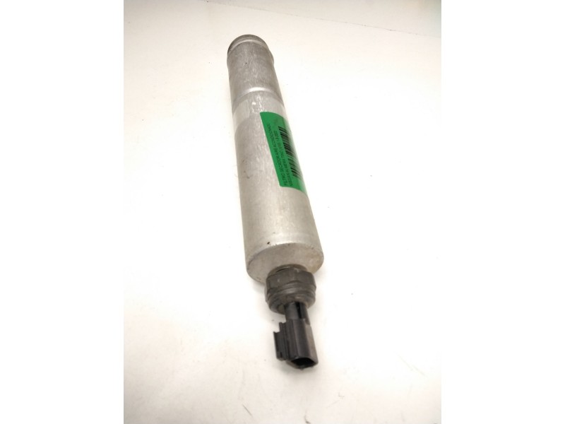 Recambio de filtro secador aire acondicionado para nissan almera tino (v10) 1.8 referencia OEM IAM Q258172 CALSONIC RV03MB