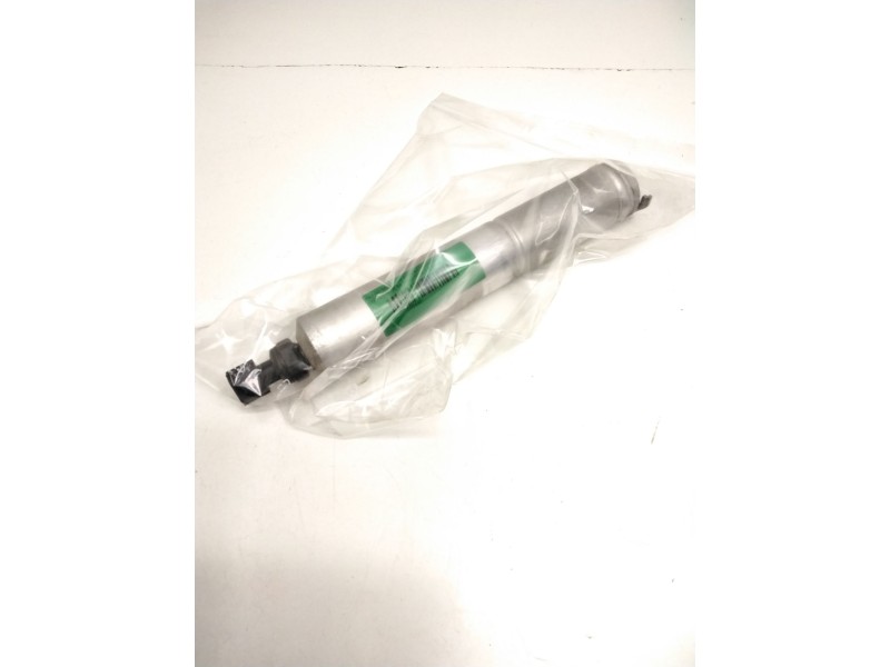 Recambio de filtro secador aire acondicionado para nissan almera tino (v10) 1.8 referencia OEM IAM Q258172 CALSONIC RV03MB