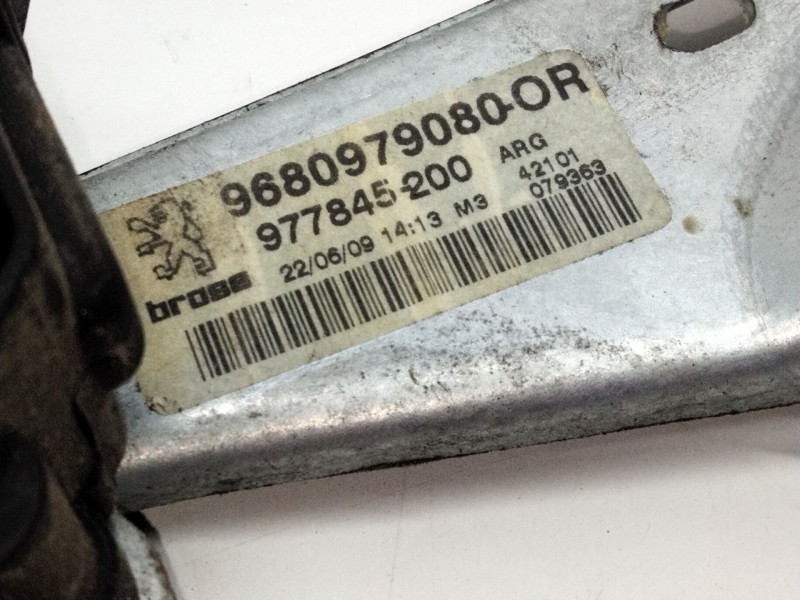 Recambio de elevalunas trasero izquierdo para peugeot 308 sw premium referencia OEM IAM 9680979080  