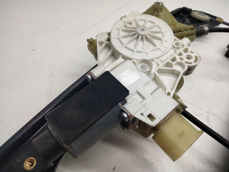 Recambio de elevalunas delantero derecho para bmw 3 coupé (e92) 320 d referencia OEM IAM 7191117  