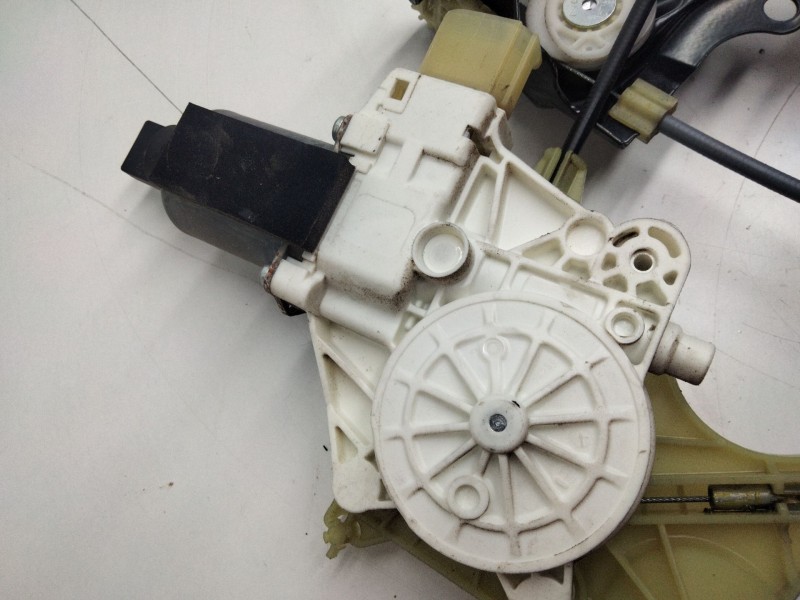 Recambio de elevalunas delantero izquierdo para bmw 3 coupé (e92) 320 d referencia OEM IAM 7193456  