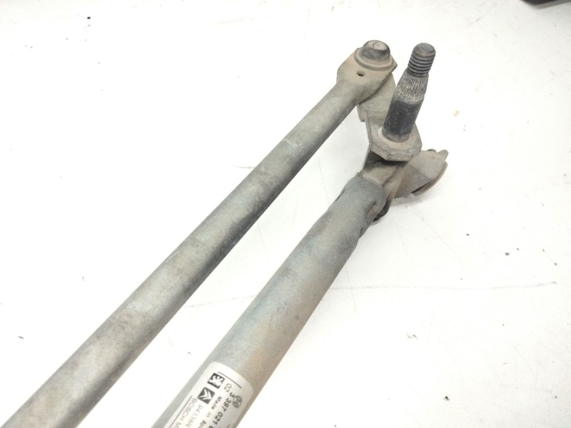 Recambio de motor limpia delantero para peugeot 308 sw premium referencia OEM IAM 9684806680  