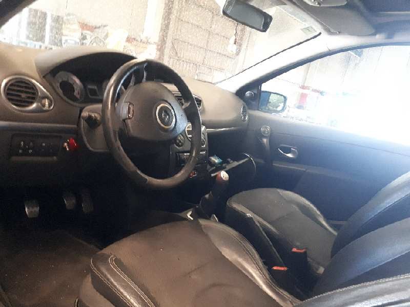 renault clio iii del año 2008