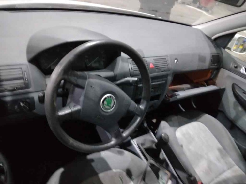 skoda fabia (6y2/6y3) del año 2002