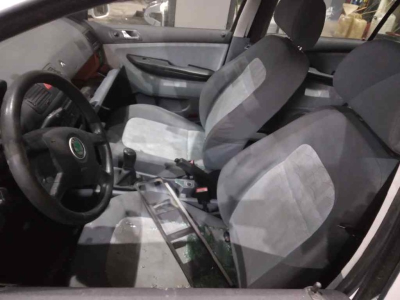 skoda fabia (6y2/6y3) del año 2002