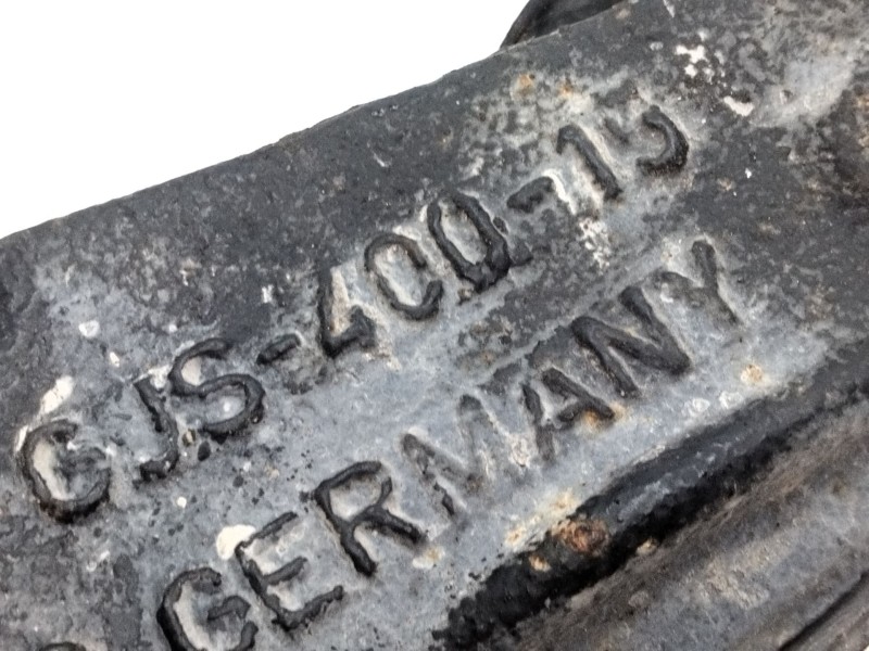 Recambio de mangueta delantera derecha para volkswagen touareg (7l6) 3.0 v6 tdi dpf referencia OEM IAM 7L0407258A  