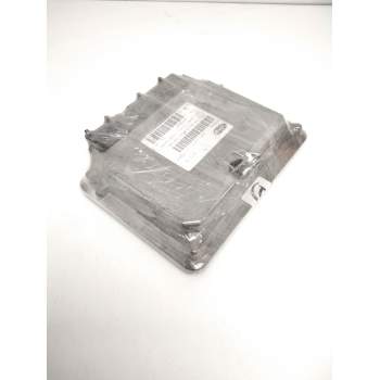 Recambio de centralita motor uce para fiat panda (169) 1.1 referencia OEM IAM 55196261 4KREZD92F 6160112401