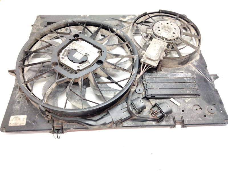 Recambio de electroventilador para volkswagen touareg (7l6) 3.0 v6 tdi dpf referencia OEM IAM 7L0121203G 0230706809 